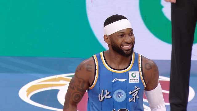 kaiyun体育app-周琦伤退,北京男篮遭山西逆转 曾凡博9+2低迷 许利民用人混乱