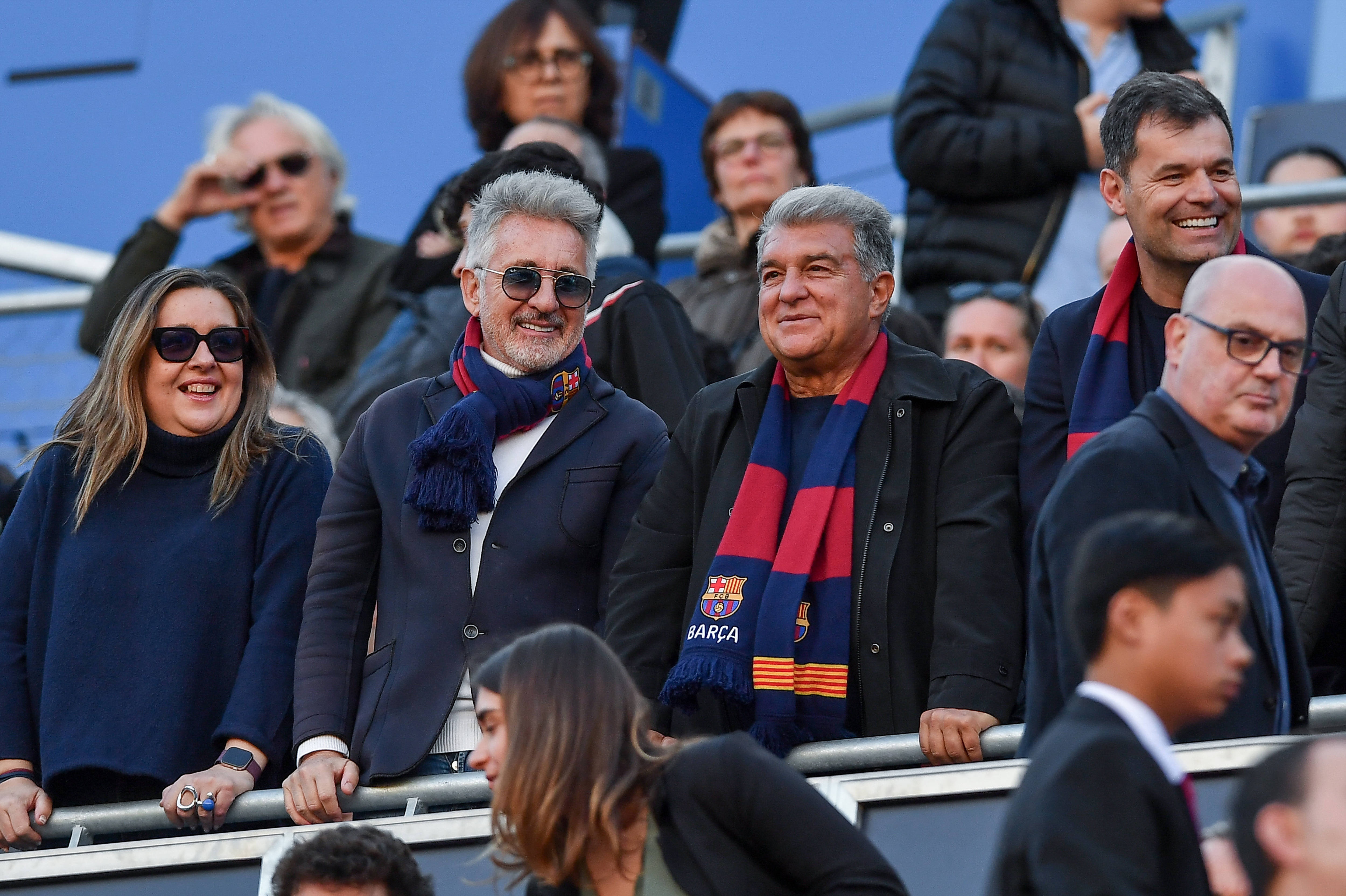 开云-每体谈拉波尔塔接下来8项任务：完成诺坎普改造、与梅西和解在列